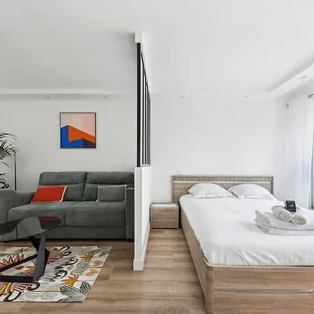 Appartement Elegant Et Design Parigi Esterno foto